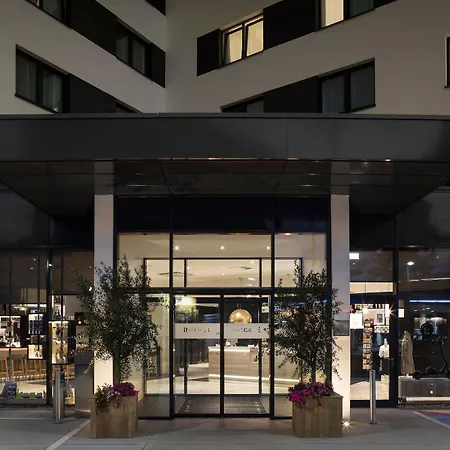 Innside By Melia Hamburg Hafen-2