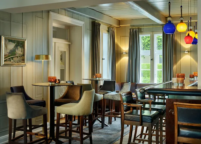 Louis C Jacob, Hamburg, Autograph Collection Hotell